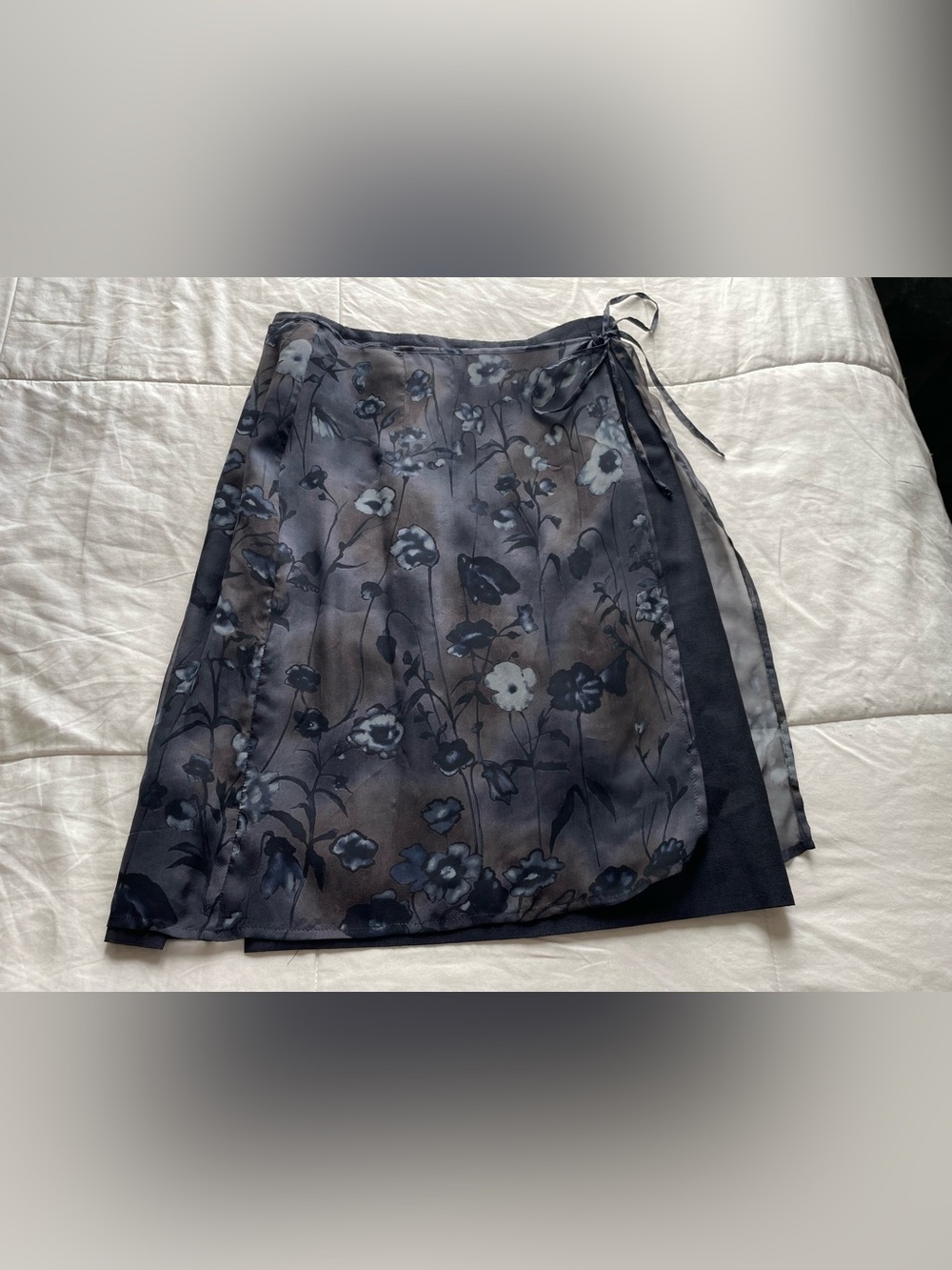 Escada Essentials Silk Navy Floral Wrap Overlay Mini Skirt 36 Small Whimsigoth